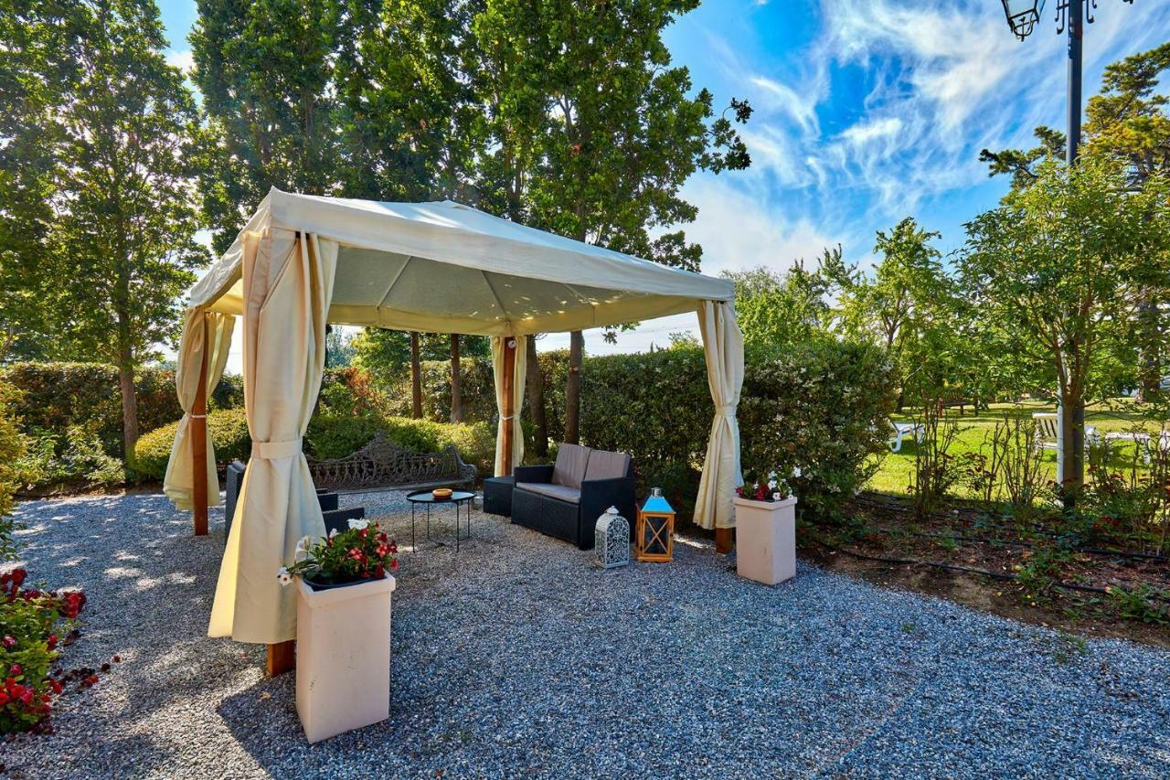 La Magnifica B&B Fauglia Luaran gambar